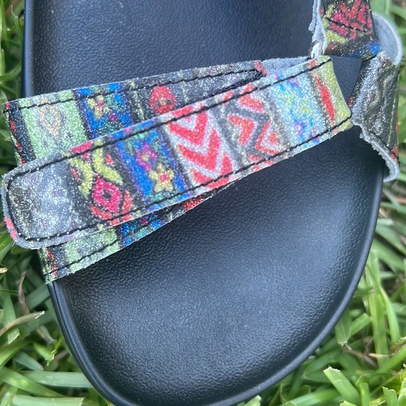 ⭐️ Algeria Velcro Sandals - Picture 11 of 14